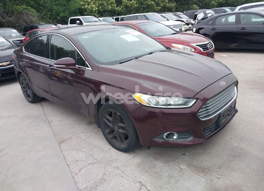 2013 Ford Fusion SE (VIN 3FA6P0HR8DR327380) main photo