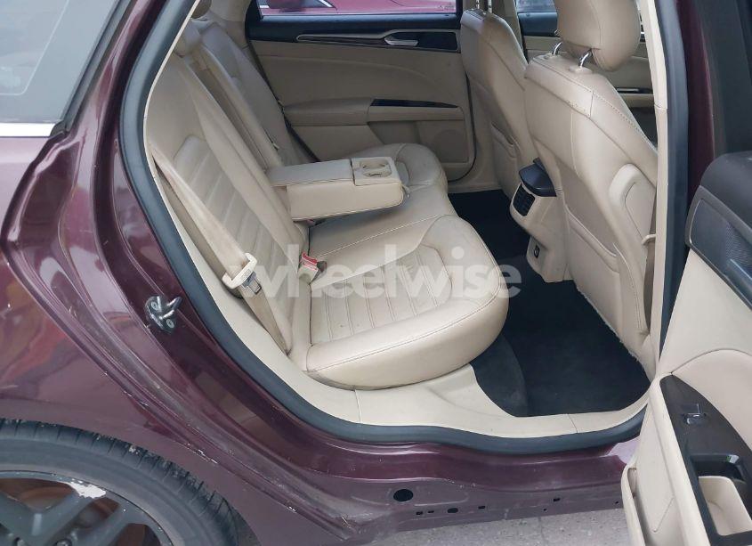 Photo 8 of 2013 Ford Fusion SE (VIN 3FA6P0HR8DR327380)