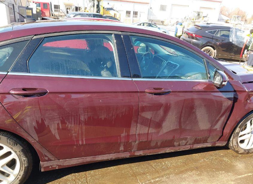 Photo 13 of 2013 Ford Fusion SE (VIN 3FA6P0HR8DR335429)