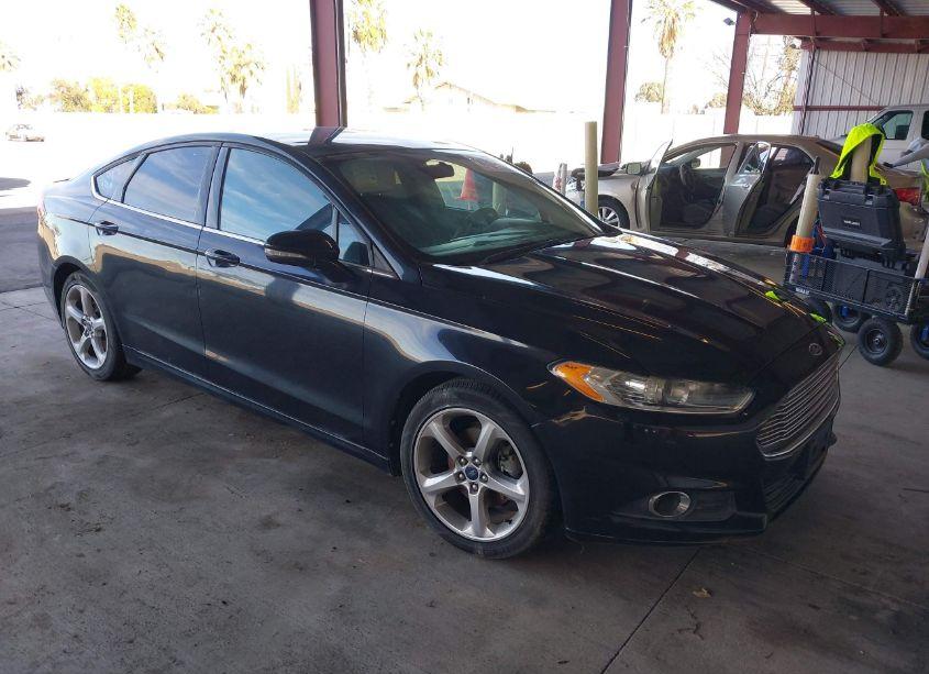 2013 Ford Fusion SE (VIN 3FA6P0HR8DR345457) main photo