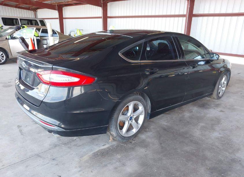 Photo 4 of 2013 Ford Fusion SE (VIN 3FA6P0HR8DR345457)