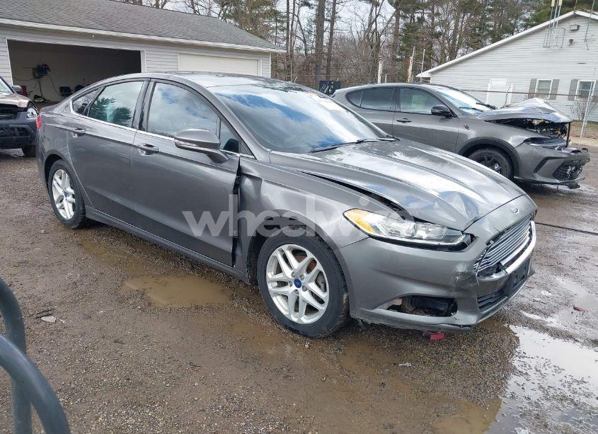 2013 Ford Fusion SE (VIN 3FA6P0HR8DR355843) main photo