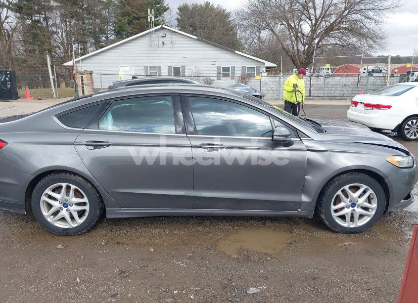 Photo 14 of 2013 Ford Fusion SE (VIN 3FA6P0HR8DR355843)