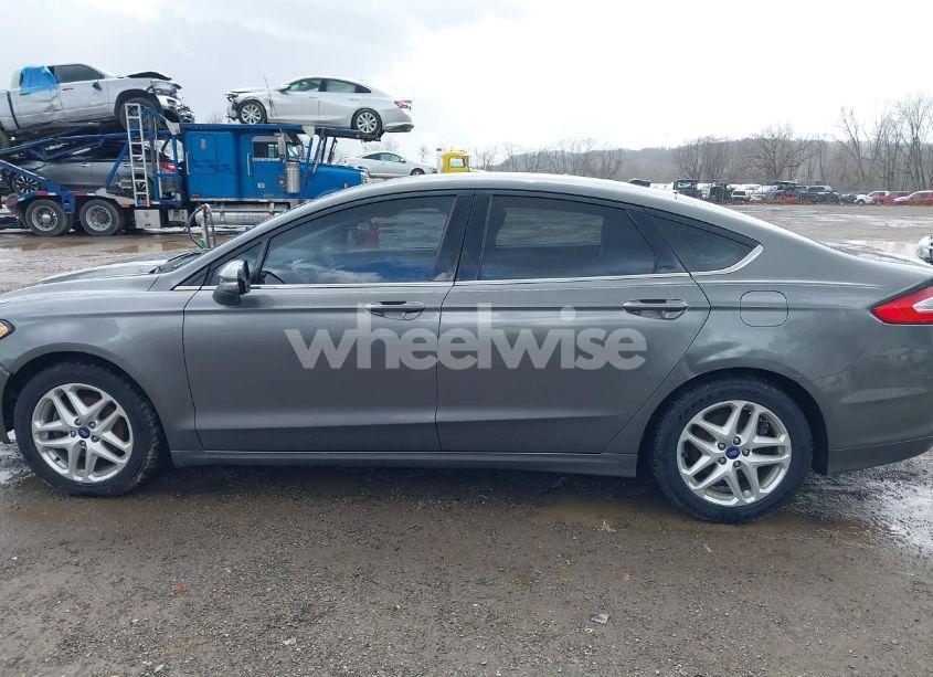 Photo 15 of 2013 Ford Fusion SE (VIN 3FA6P0HR8DR355843)