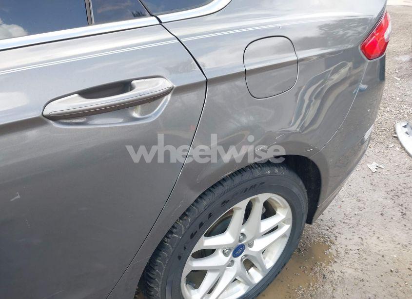 Photo 20 of 2013 Ford Fusion SE (VIN 3FA6P0HR8DR355843)