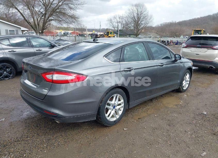 Photo 4 of 2013 Ford Fusion SE (VIN 3FA6P0HR8DR355843)