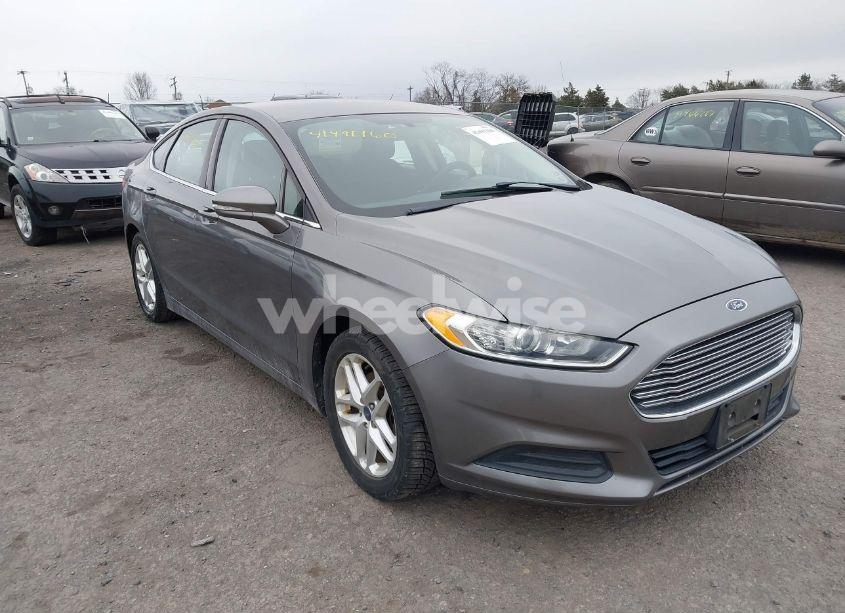 2013 Ford Fusion SE (VIN 3FA6P0HR8DR357494) main photo