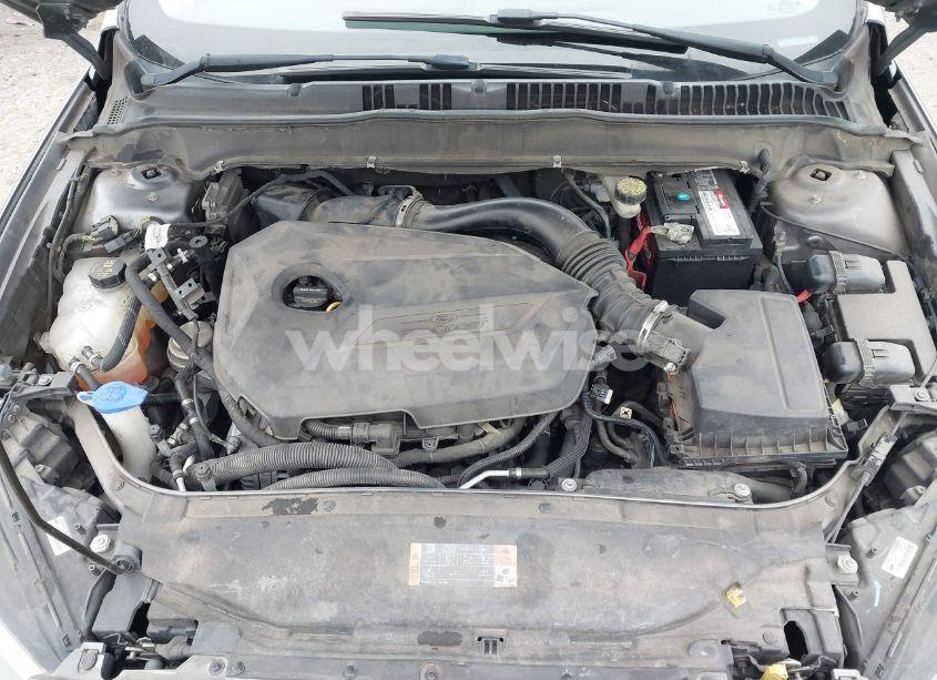 Photo 10 of 2013 Ford Fusion SE (VIN 3FA6P0HR8DR357494)