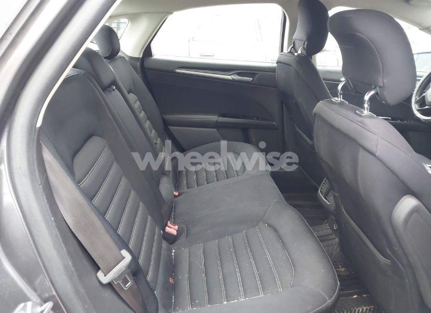 Photo 8 of 2013 Ford Fusion SE (VIN 3FA6P0HR8DR357494)