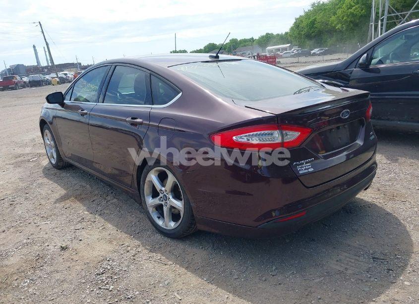 Photo 3 of 2013 Ford Fusion SE (VIN 3FA6P0HR8DR358547)