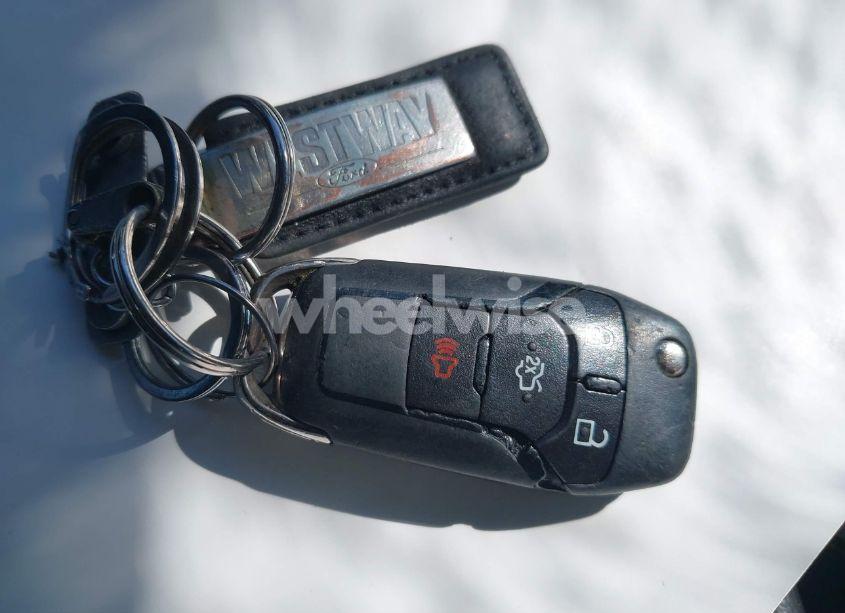 Photo 11 of 2013 Ford Fusion SE (VIN 3FA6P0HR8DR385120)