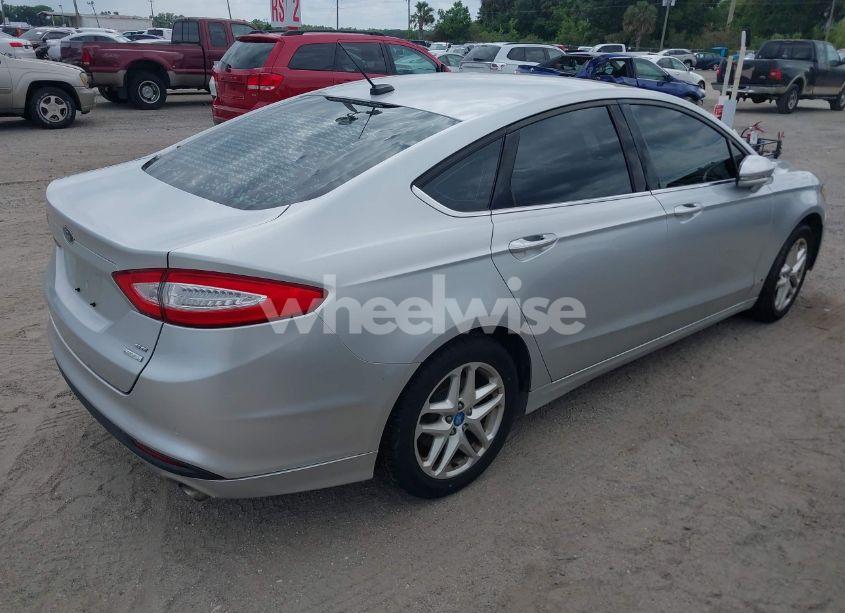 Photo 4 of 2013 Ford Fusion SE (VIN 3FA6P0HR9DR132114)