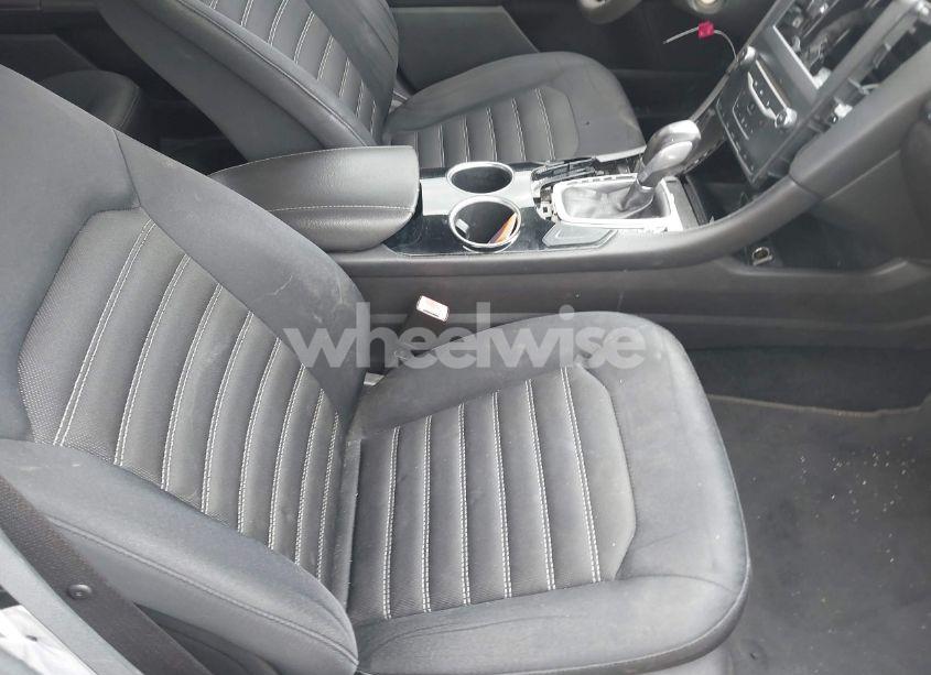 Photo 5 of 2013 Ford Fusion SE (VIN 3FA6P0HR9DR132114)