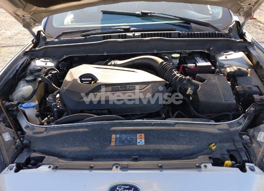 Photo 10 of 2013 Ford Fusion SE (VIN 3FA6P0HR9DR144795)