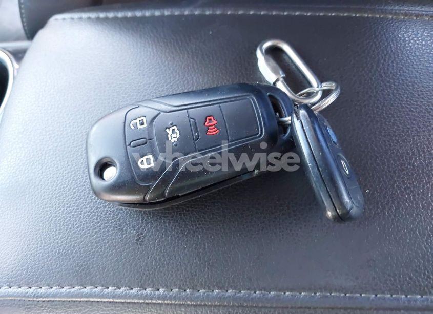 Photo 11 of 2013 Ford Fusion SE (VIN 3FA6P0HR9DR144795)