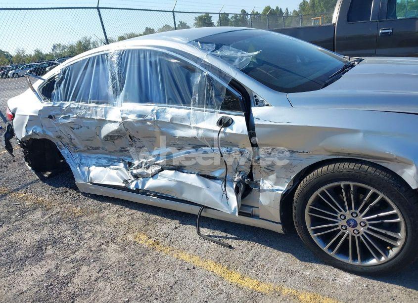 Photo 6 of 2013 Ford Fusion SE (VIN 3FA6P0HR9DR144795)