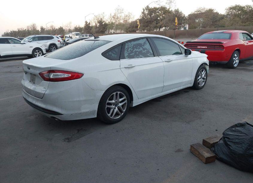 Photo 4 of 2013 Ford Fusion SE (VIN 3FA6P0HR9DR157336)