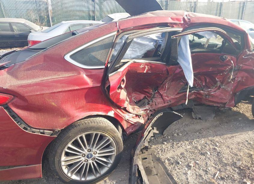 Photo 8 of 2013 Ford Fusion SE (VIN 3FA6P0HR9DR160365)