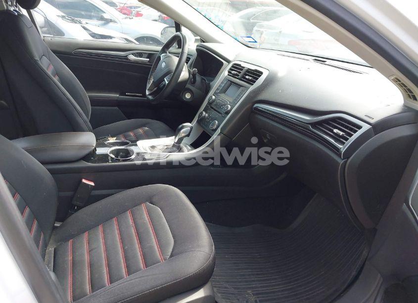 Photo 5 of 2013 Ford Fusion SE (VIN 3FA6P0HR9DR167686)