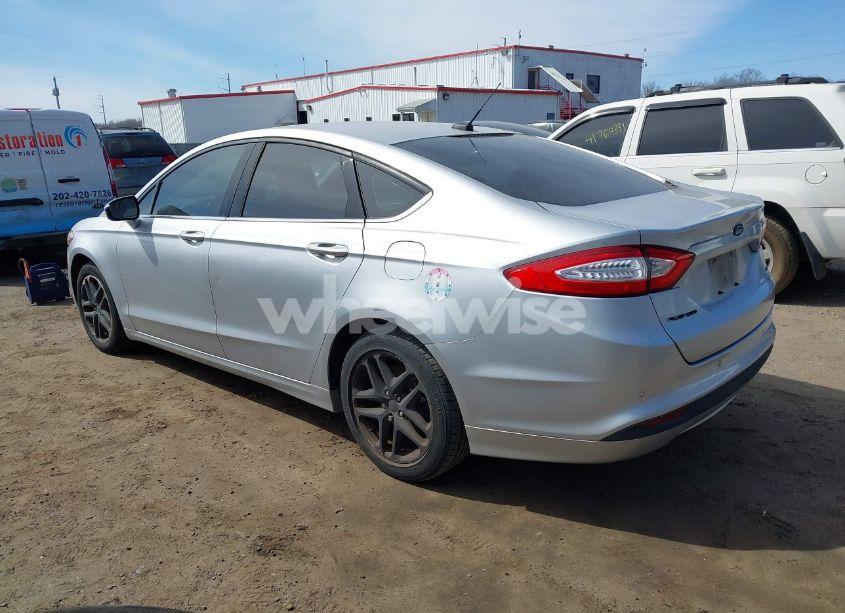 Photo 3 of 2013 Ford Fusion SE (VIN 3FA6P0HR9DR167767)
