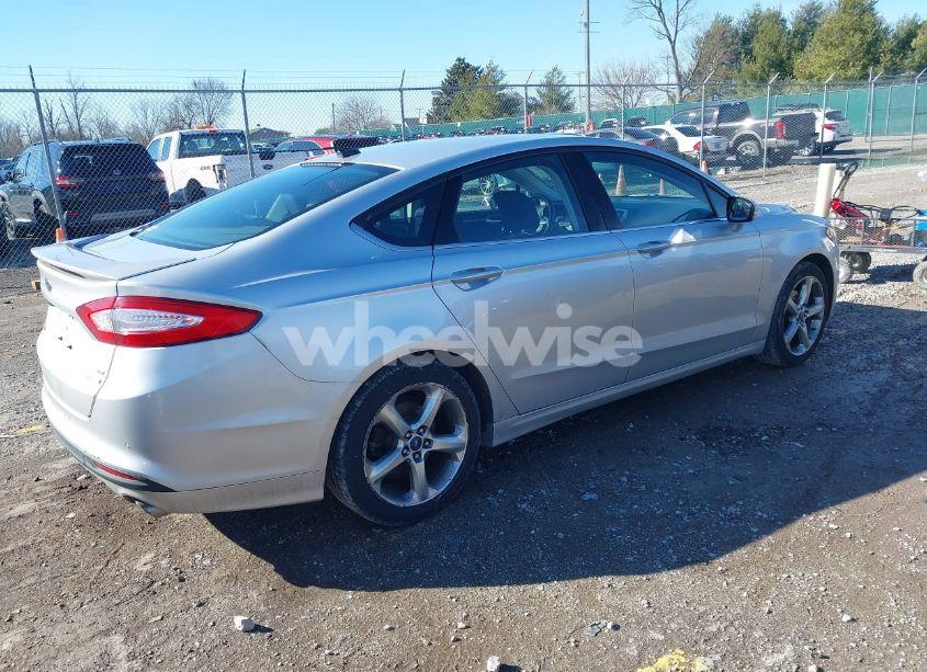 Photo 4 of 2013 Ford Fusion SE (VIN 3FA6P0HR9DR168630)