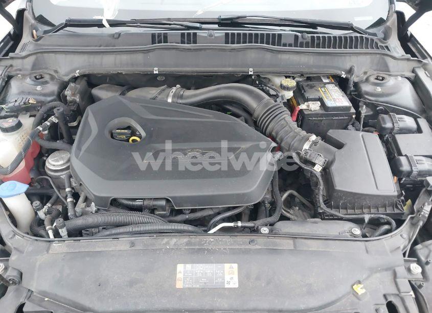 Photo 10 of 2013 Ford Fusion SE (VIN 3FA6P0HR9DR174900)