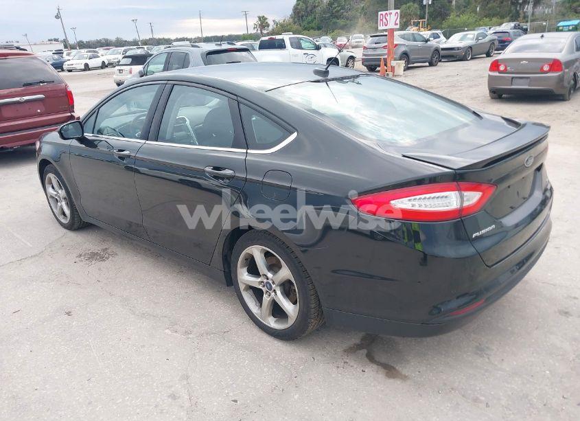 Photo 3 of 2013 Ford Fusion SE (VIN 3FA6P0HR9DR174900)