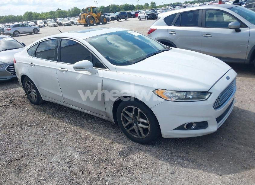 2013 Ford Fusion SE (VIN 3FA6P0HR9DR185038) main photo