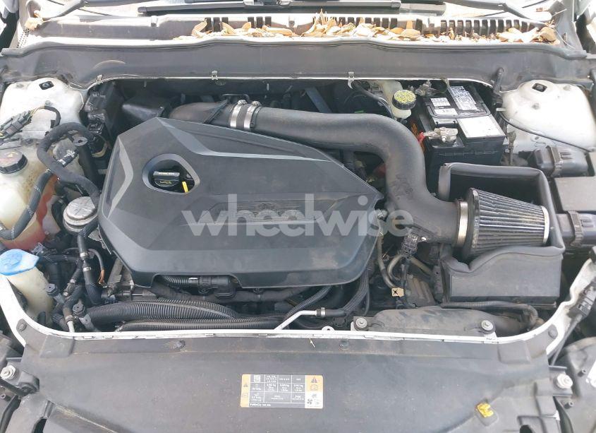 Photo 10 of 2013 Ford Fusion SE (VIN 3FA6P0HR9DR185038)