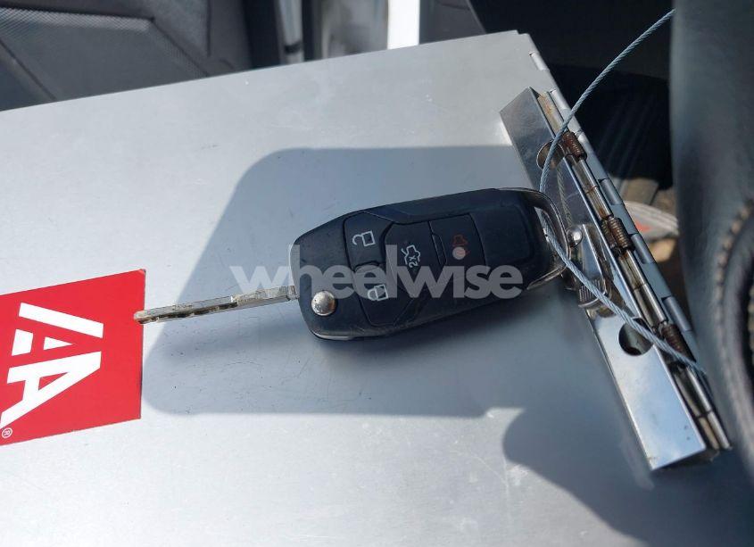 Photo 11 of 2013 Ford Fusion SE (VIN 3FA6P0HR9DR185038)