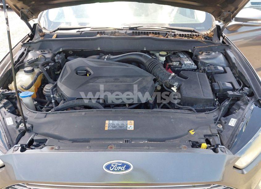 Photo 10 of 2013 Ford Fusion SE (VIN 3FA6P0HR9DR229961)