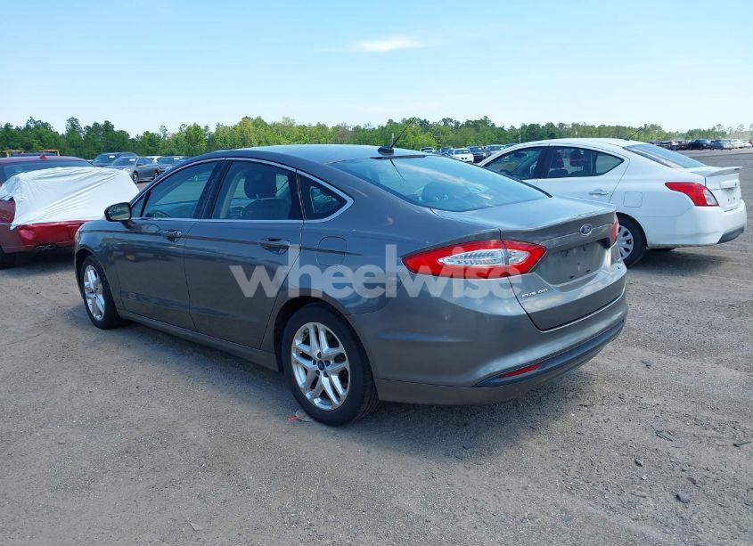 Photo 3 of 2013 Ford Fusion SE (VIN 3FA6P0HR9DR229961)