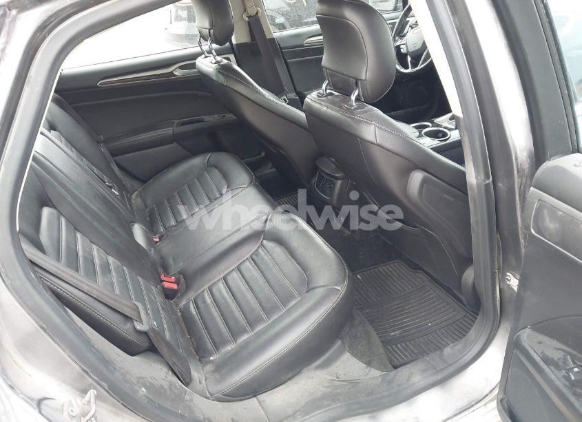 Photo 8 of 2013 Ford Fusion SE (VIN 3FA6P0HR9DR242113)