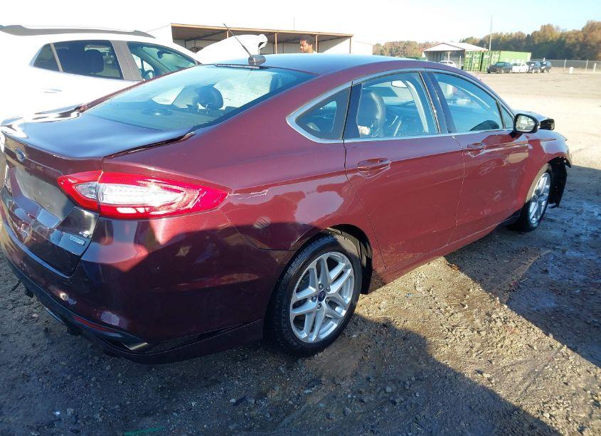 Photo 4 of 2013 Ford Fusion SE (VIN 3FA6P0HR9DR274883)