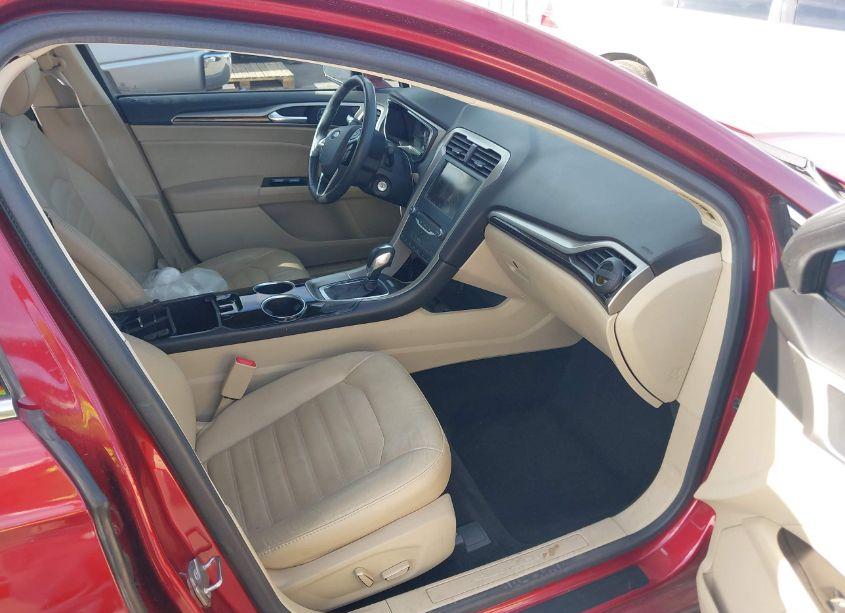 Photo 5 of 2013 Ford Fusion SE (VIN 3FA6P0HR9DR325427)