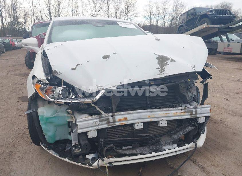 Photo 6 of 2013 Ford Fusion SE (VIN 3FA6P0HR9DR338128)