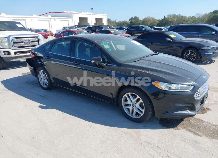 2013 Ford Fusion SE (VIN 3FA6P0HR9DR358203) main photo