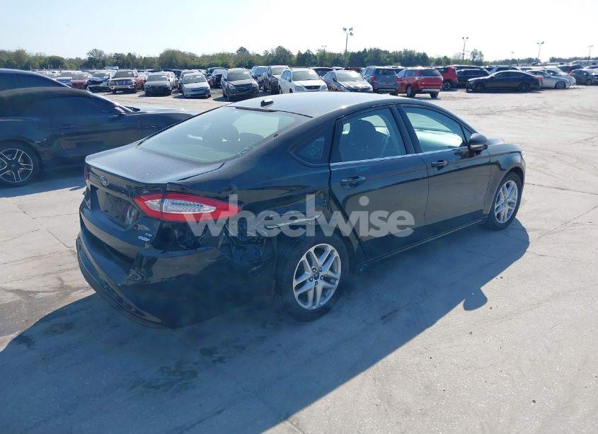 Photo 4 of 2013 Ford Fusion SE (VIN 3FA6P0HR9DR358203)