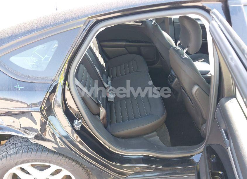 Photo 8 of 2013 Ford Fusion SE (VIN 3FA6P0HR9DR358203)