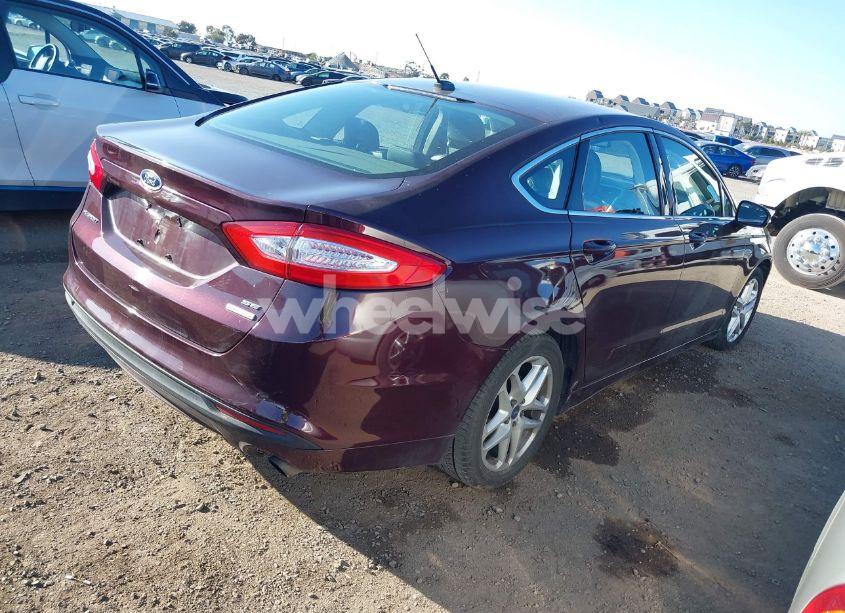Photo 4 of 2013 Ford Fusion SE (VIN 3FA6P0HR9DR364096)