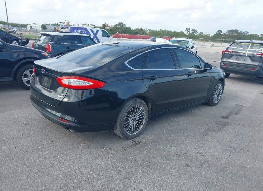 Photo 4 of 2013 Ford Fusion SE (VIN 3FA6P0HR9DR375986)