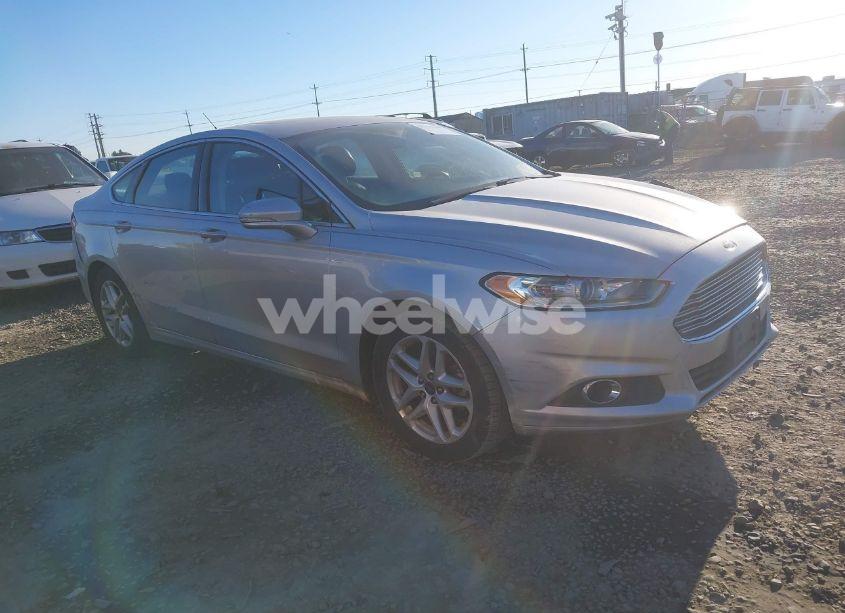 2013 Ford Fusion SE (VIN 3FA6P0HRXDR126208) main photo