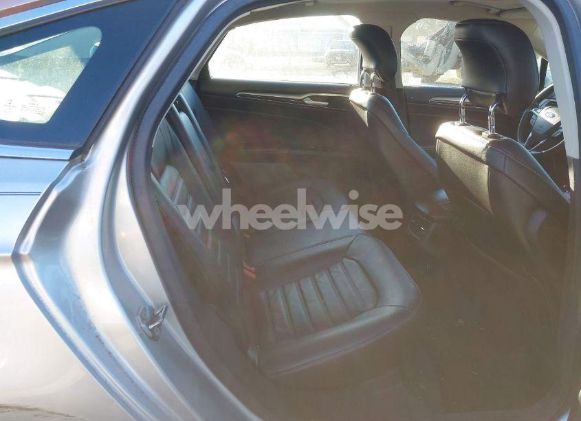 Photo 8 of 2013 Ford Fusion SE (VIN 3FA6P0HRXDR126208)