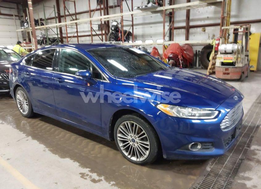 2013 Ford Fusion SE (VIN 3FA6P0HRXDR144627) main photo