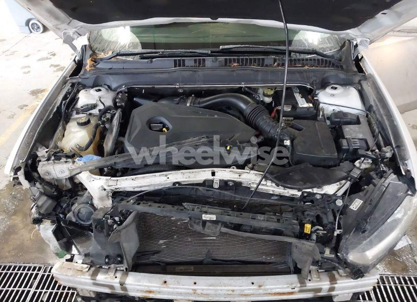 Photo 10 of 2013 Ford Fusion SE (VIN 3FA6P0HRXDR168040)