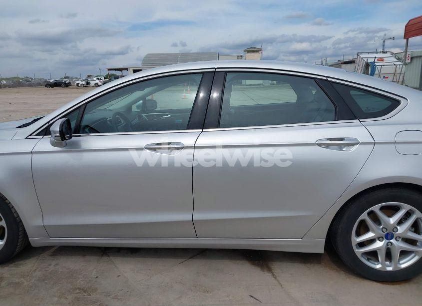 Photo 14 of 2013 Ford Fusion SE (VIN 3FA6P0HRXDR170323)