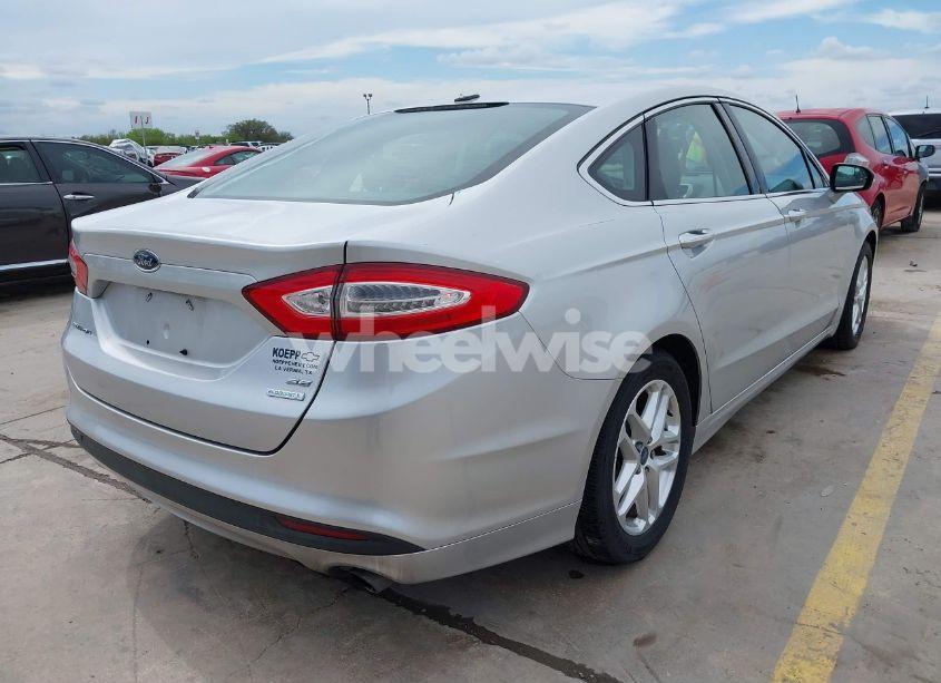 Photo 4 of 2013 Ford Fusion SE (VIN 3FA6P0HRXDR170323)