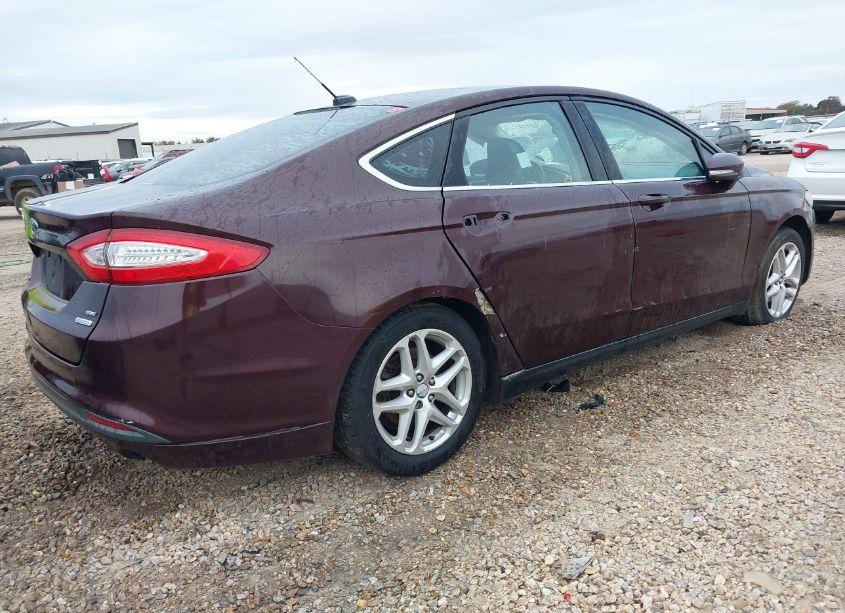 Photo 4 of 2013 Ford Fusion SE (VIN 3FA6P0HRXDR204390)