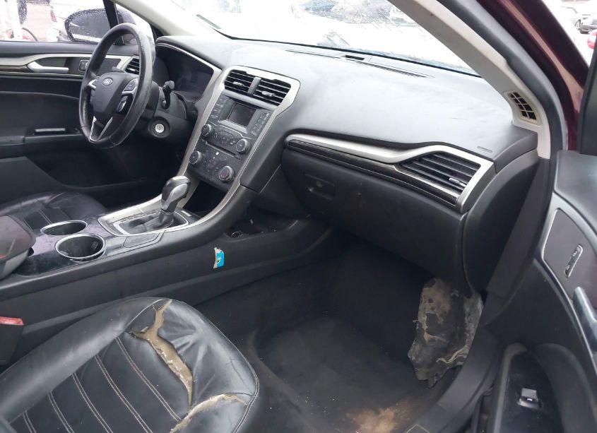 Photo 5 of 2013 Ford Fusion SE (VIN 3FA6P0HRXDR204390)