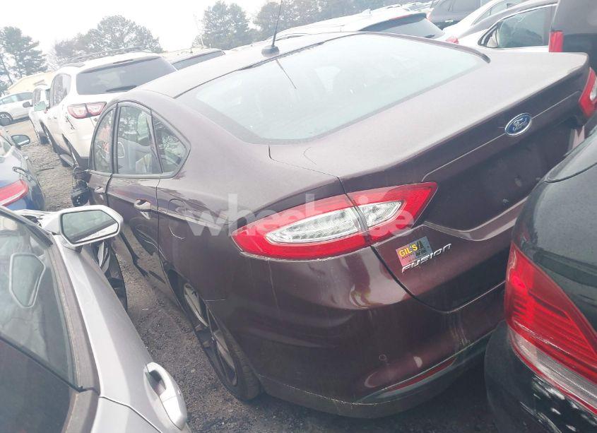 Photo 3 of 2013 Ford Fusion SE (VIN 3FA6P0HRXDR224915)